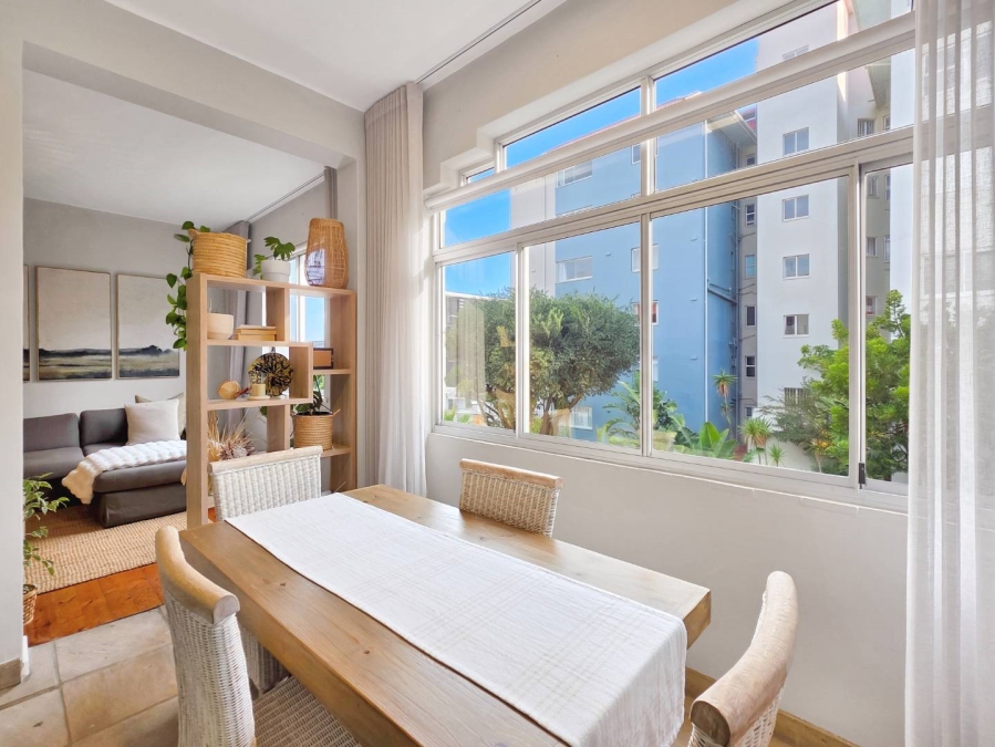 To Let 2 Bedroom Property for Rent in Green Point Western Cape